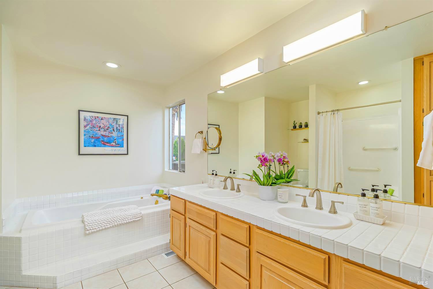 Detail Gallery Image 24 of 37 For 45 Del Oro Lagoon Dr, Novato,  CA 94949 - 3 Beds | 2 Baths