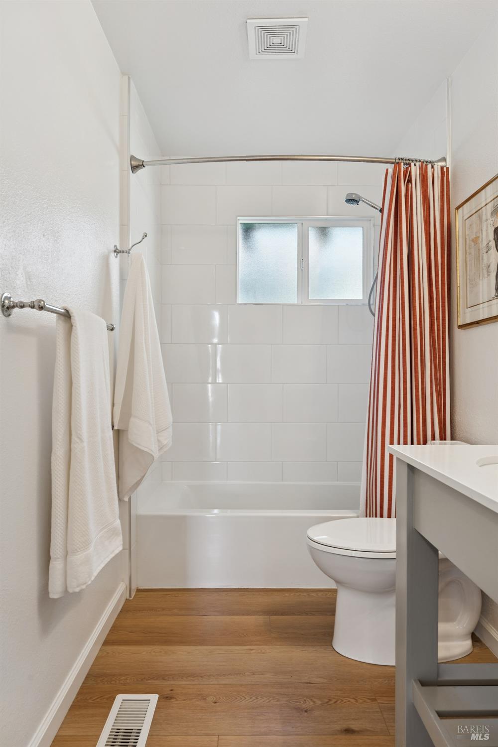Detail Gallery Image 25 of 31 For 731 5th St, Sonoma,  CA 95476 - 3 Beds | 2 Baths