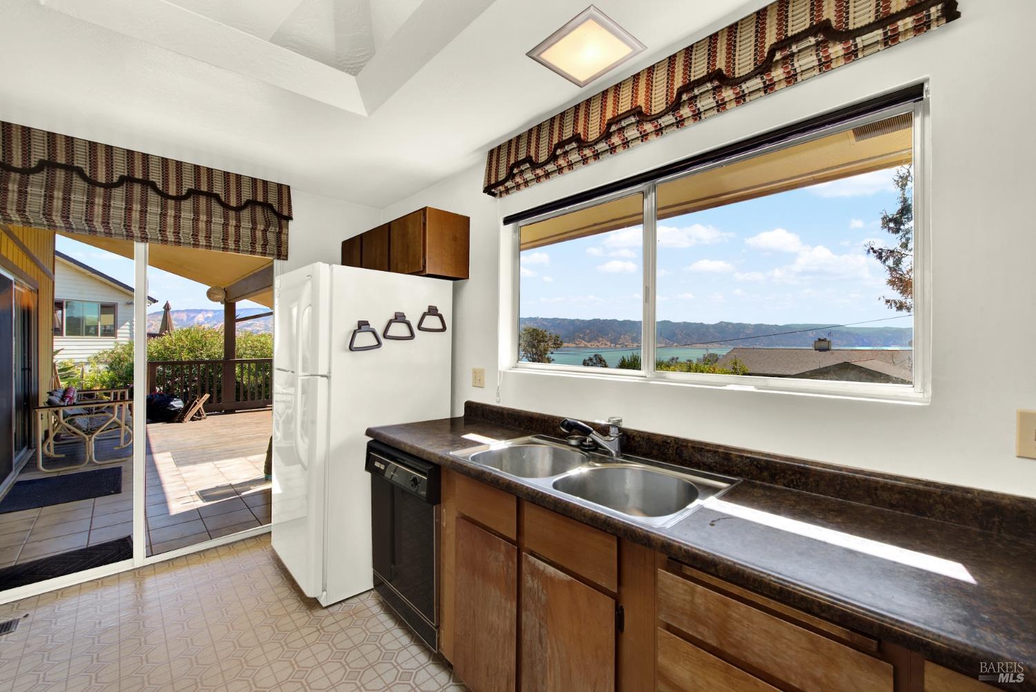 Detail Gallery Image 26 of 68 For 1090 Blueridge Dr, Napa,  CA 94558 - 2 Beds | 2 Baths