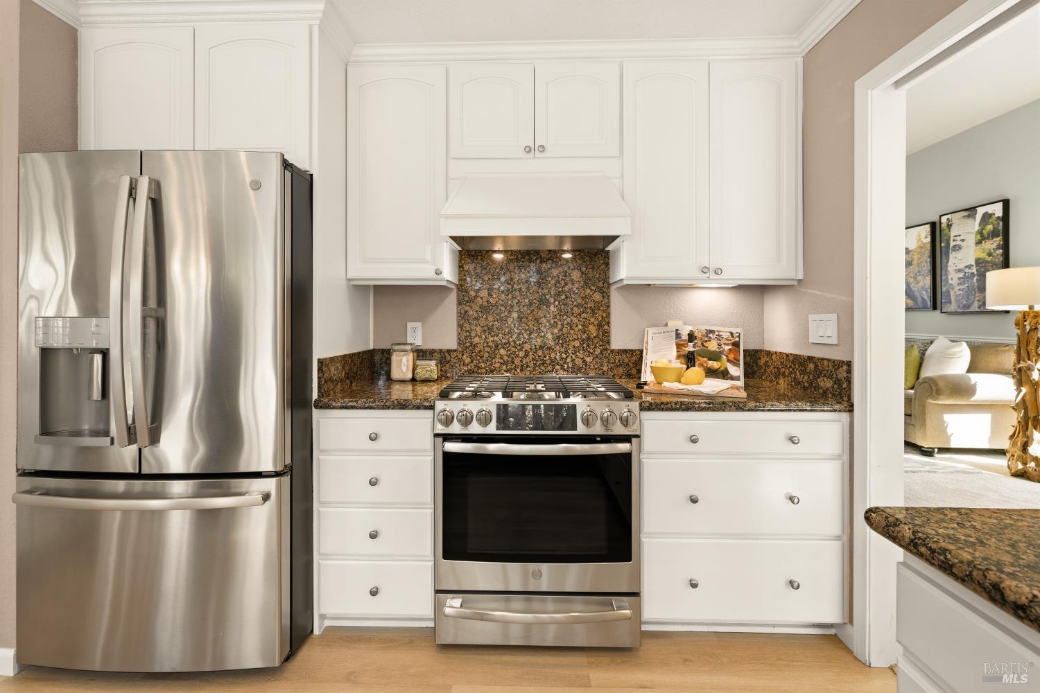 Detail Gallery Image 21 of 87 For 635 Daffodil Dr, Benicia,  CA 94510 - 4 Beds | 2/1 Baths