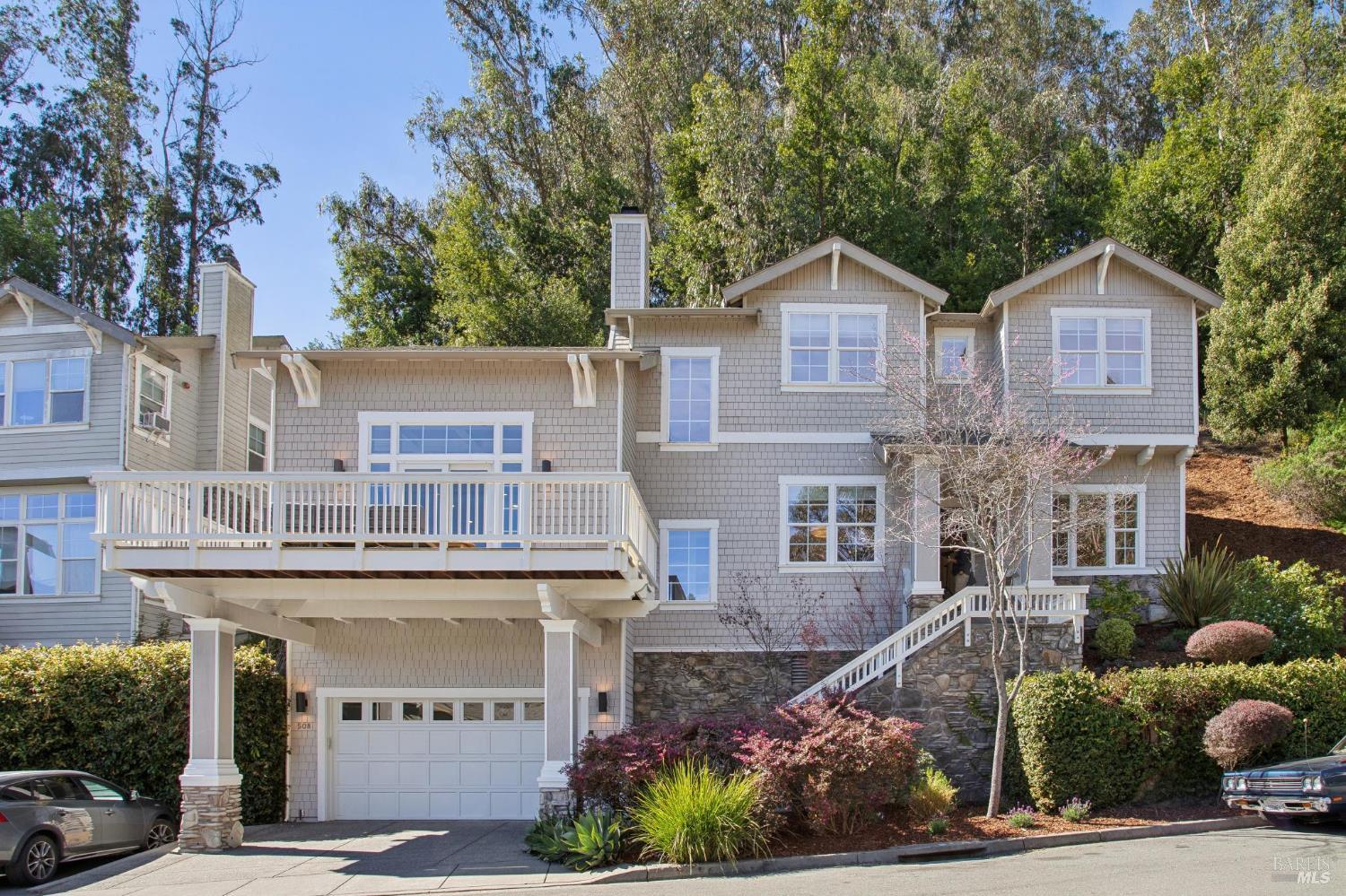 Detail Gallery Image 2 of 41 For 508 Blue Jay Way, Mill Valley,  CA 94941 - 4 Beds | 2/1 Baths