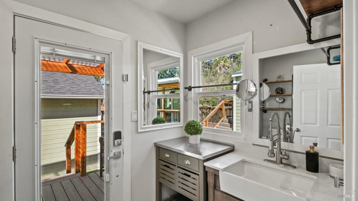 Detail Gallery Image 25 of 70 For 1174 Victory Ln, Concord,  CA 94520 - 2 Beds | 1/1 Baths