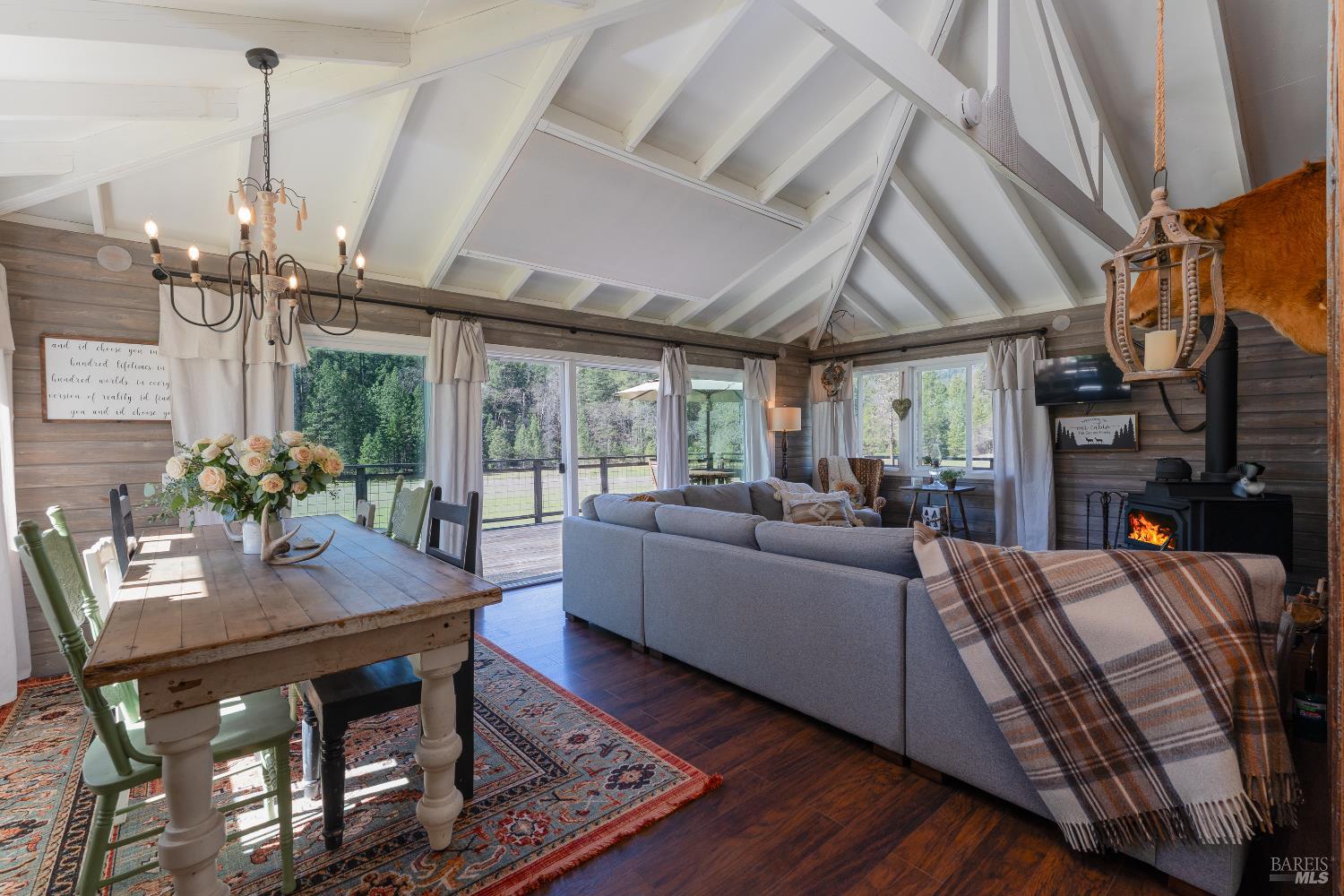 Detail Gallery Image 9 of 39 For 30429 Ridgewood Dr, Potter Valley,  CA 95469 - 1 Beds | 1 Baths