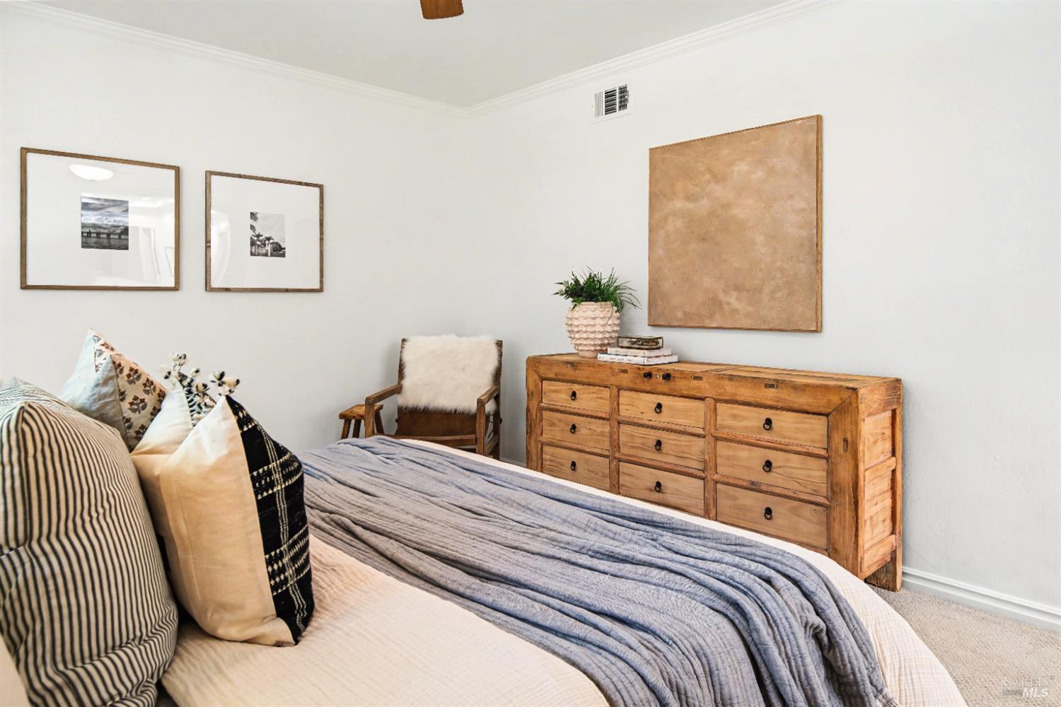 Detail Gallery Image 26 of 48 For 255 Knight Dr, San Rafael,  CA 94901 - 3 Beds | 2 Baths