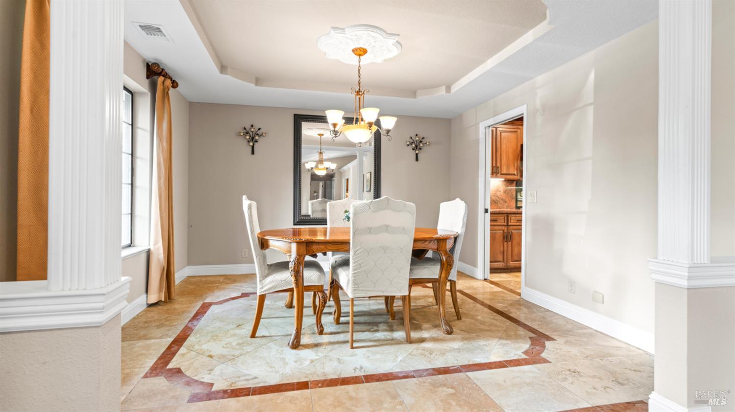 Detail Gallery Image 7 of 49 For 173 San Jose Ct, Vacaville,  CA 95688 - 4 Beds | 2 Baths