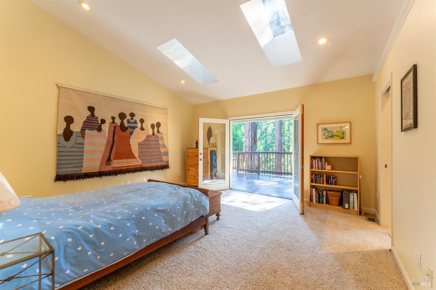 Detail Gallery Image 14 of 31 For 18940 Timber Pointe Dr, Fort Bragg,  CA 95437 - 4 Beds | 3 Baths