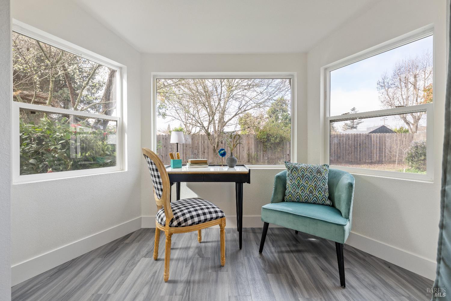 Detail Gallery Image 11 of 26 For 2272 W Park Ave, Napa,  CA 94558 - 3 Beds | 2 Baths