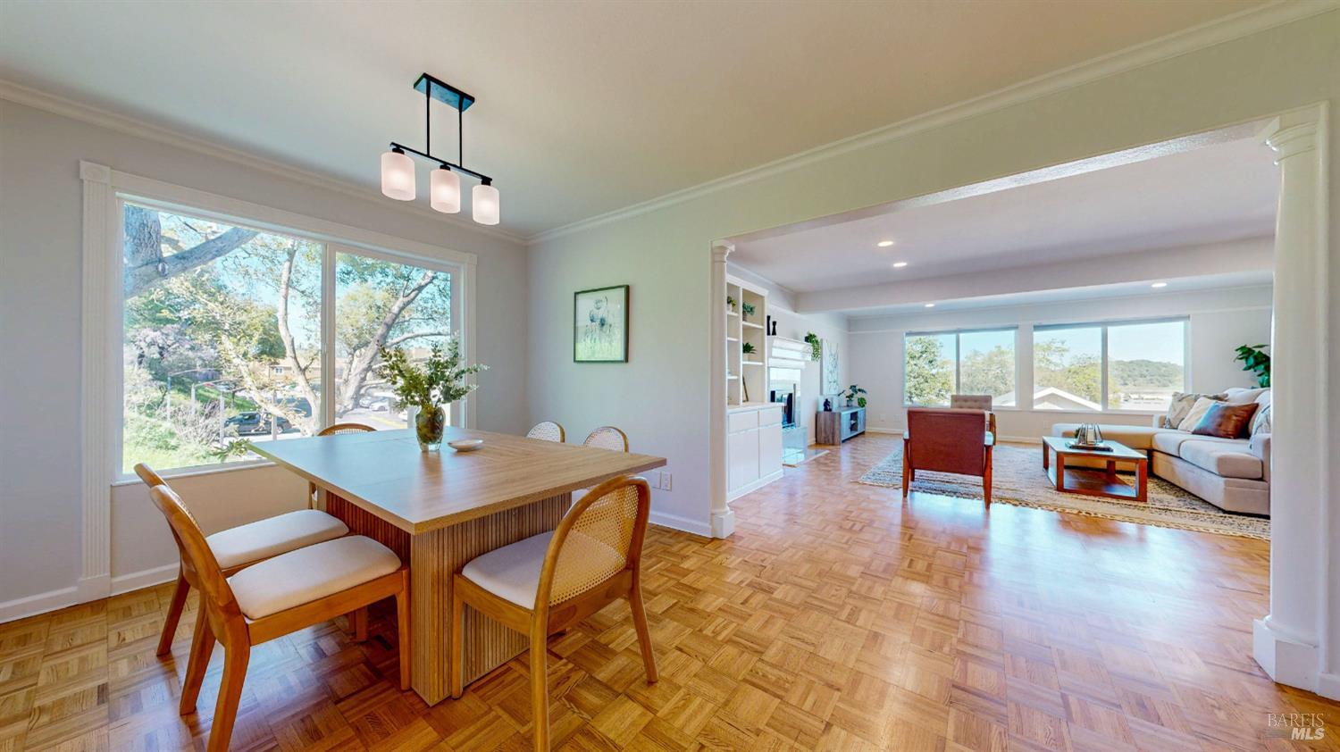 Detail Gallery Image 10 of 63 For 1253 Royal Oak Ter #C,  Novato,  CA 94947 - 3 Beds | 2/1 Baths