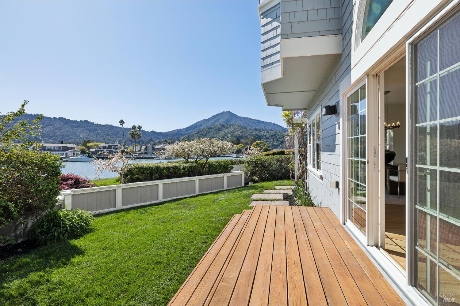 Detail Gallery Image 43 of 47 For 11 Gretchen Pl, Greenbrae,  CA 94904 - 4 Beds | 2/1 Baths