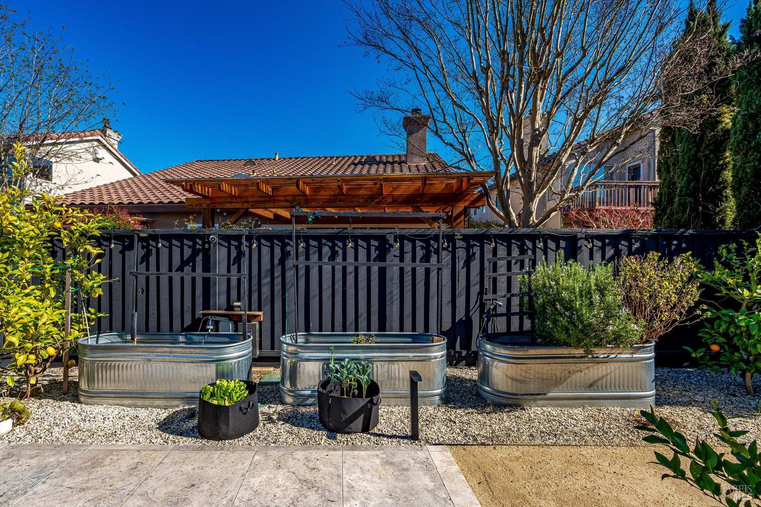 Detail Gallery Image 65 of 77 For 100 S Newport Dr, Napa,  CA 94559 - 4 Beds | 2/1 Baths