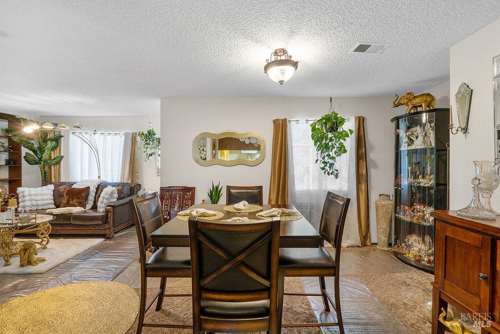 Detail Gallery Image 6 of 46 For 118 Yorkshire Ct, Vallejo,  CA 94591 - – Beds | – Baths