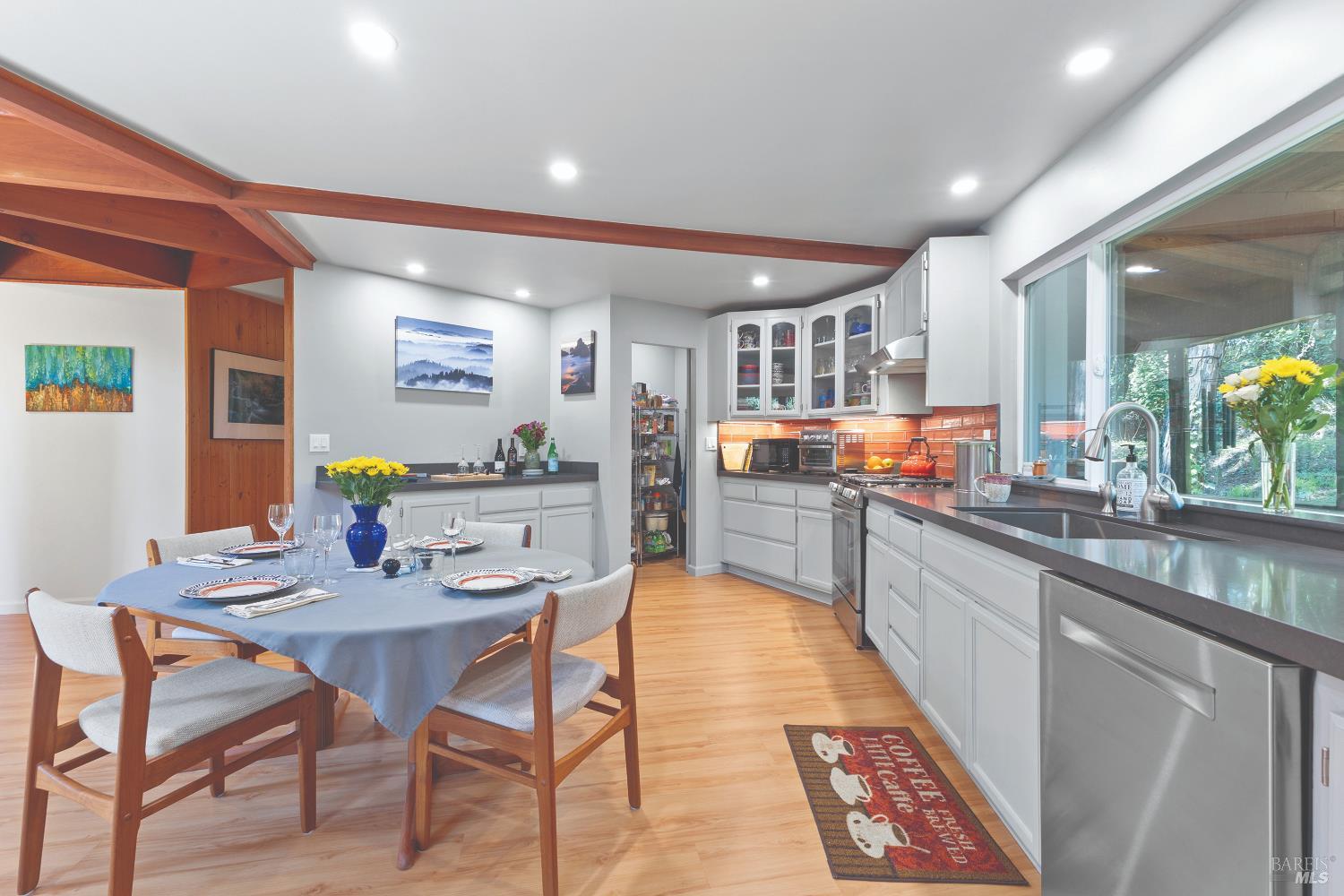 Detail Gallery Image 18 of 77 For 9085 Middle Ter, Monte Rio,  CA 95462 - 1 Beds | 1/1 Baths