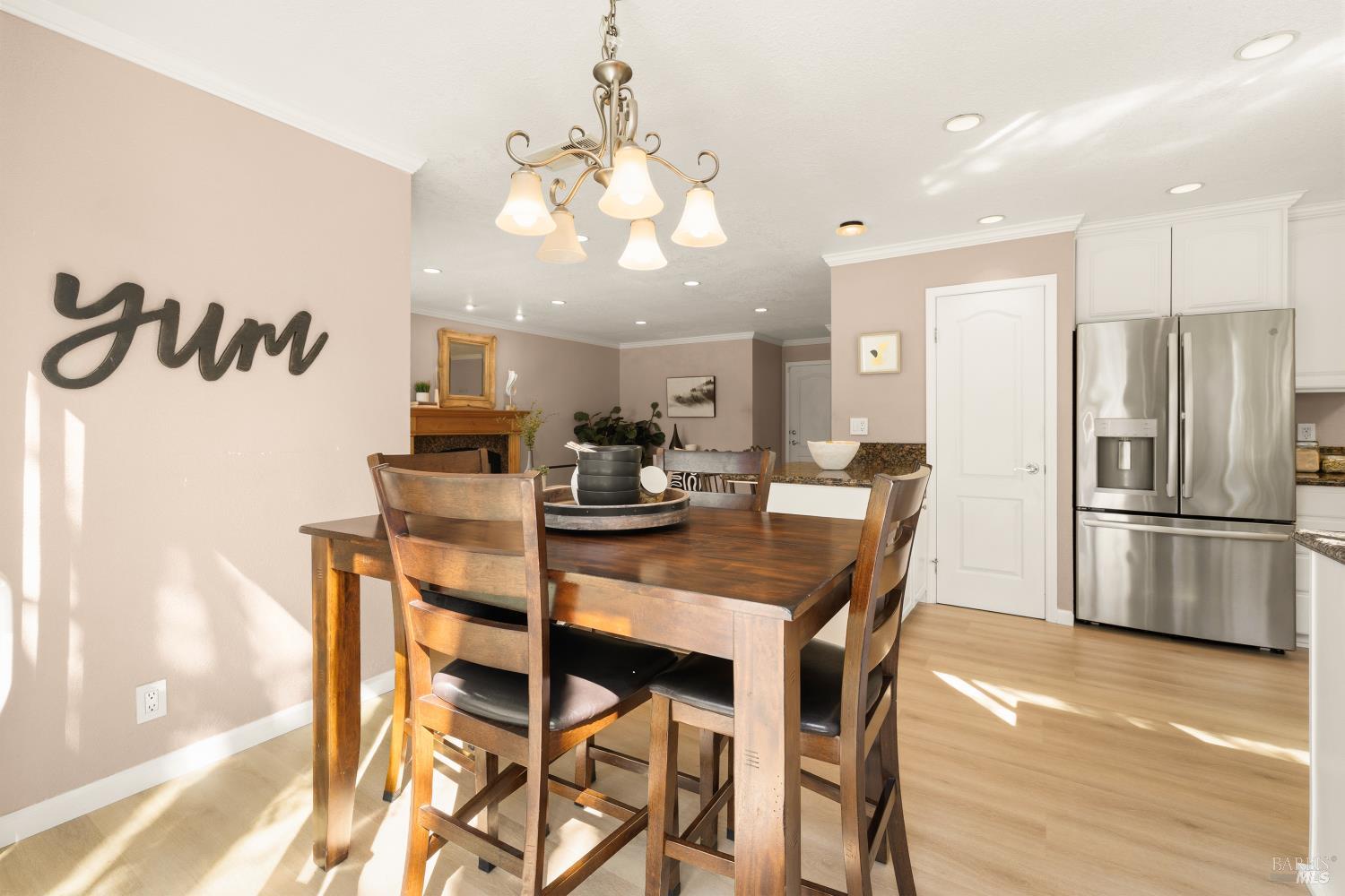 Detail Gallery Image 29 of 87 For 635 Daffodil Dr, Benicia,  CA 94510 - 4 Beds | 2/1 Baths