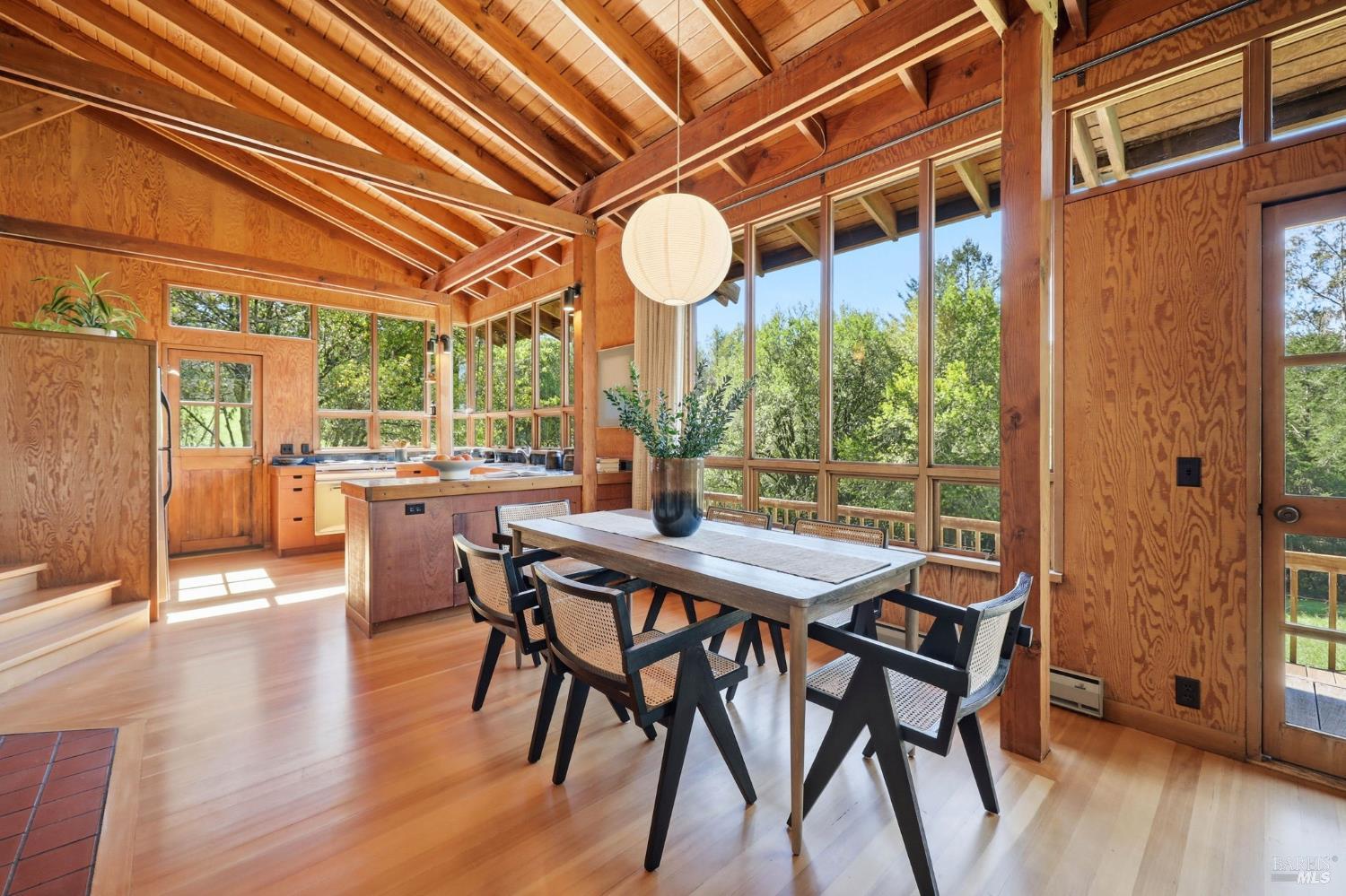 Detail Gallery Image 17 of 63 For 4142 Burnside Rd, Sebastopol,  CA 95472 - 3 Beds | 3 Baths