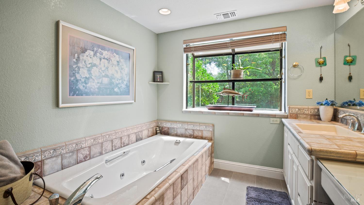 Detail Gallery Image 31 of 49 For 173 San Jose Ct, Vacaville,  CA 95688 - 4 Beds | 2 Baths