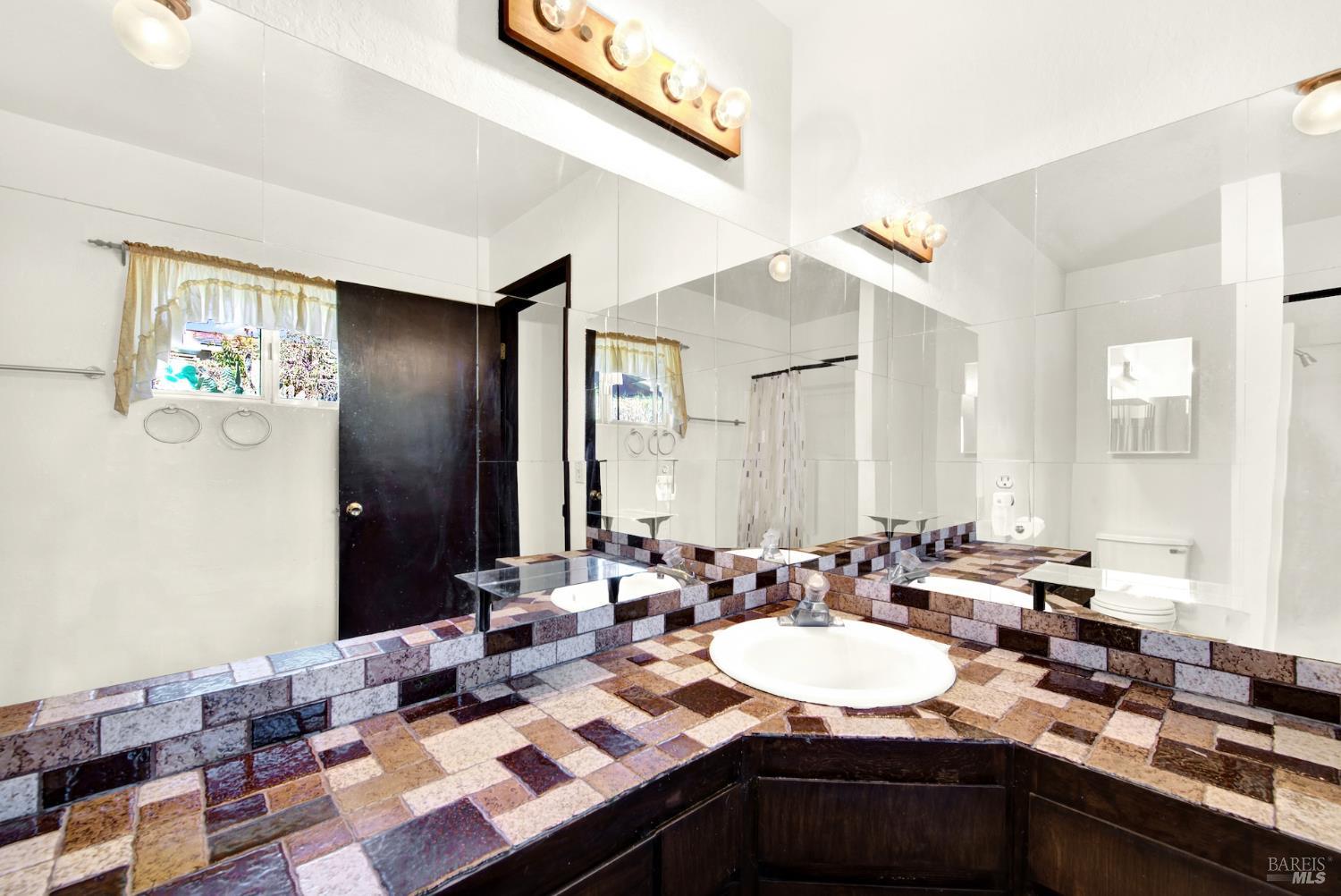 Detail Gallery Image 42 of 68 For 1090 Blueridge Dr, Napa,  CA 94558 - 2 Beds | 2 Baths