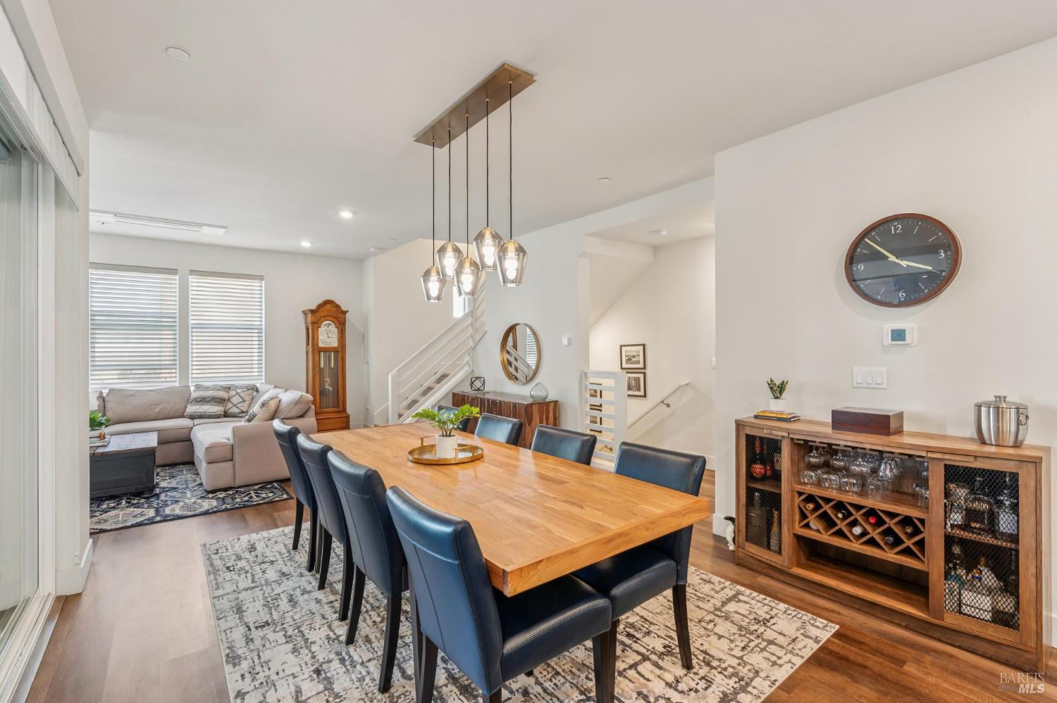 Detail Gallery Image 5 of 39 For 317 Verandah Ave, Novato,  CA 94945 - 3 Beds | 2/1 Baths