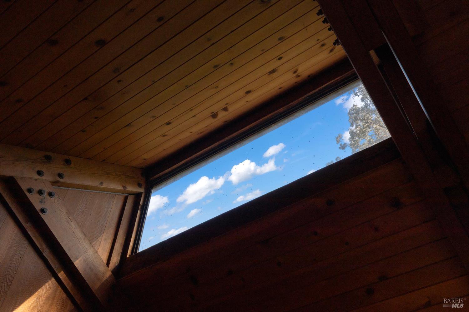 Detail Gallery Image 18 of 29 For 191 Buchanan Dr, Sausalito,  CA 94965 - 2 Beds | 1 Baths