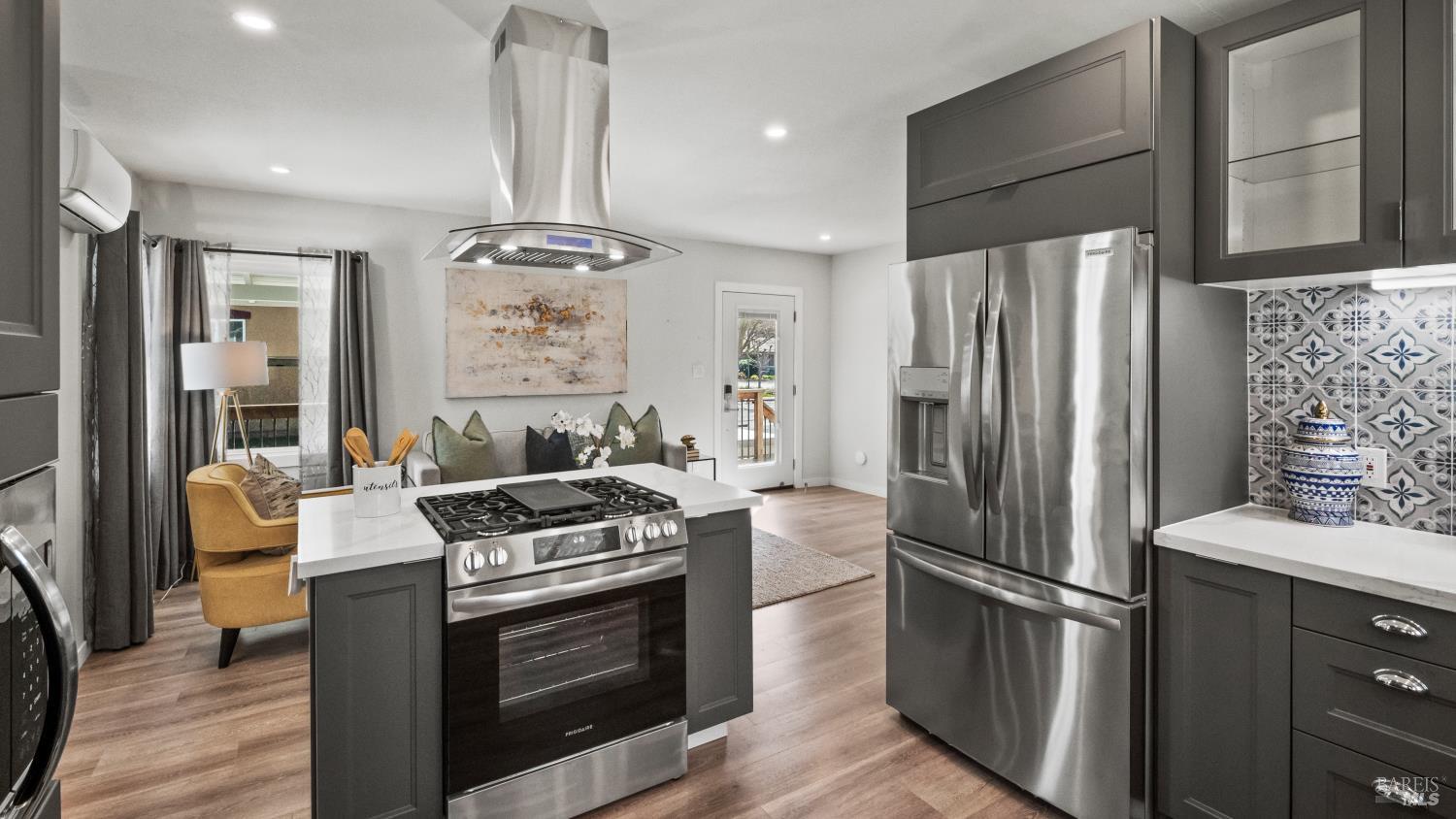 Detail Gallery Image 21 of 70 For 1174 Victory Ln, Concord,  CA 94520 - 2 Beds | 1/1 Baths