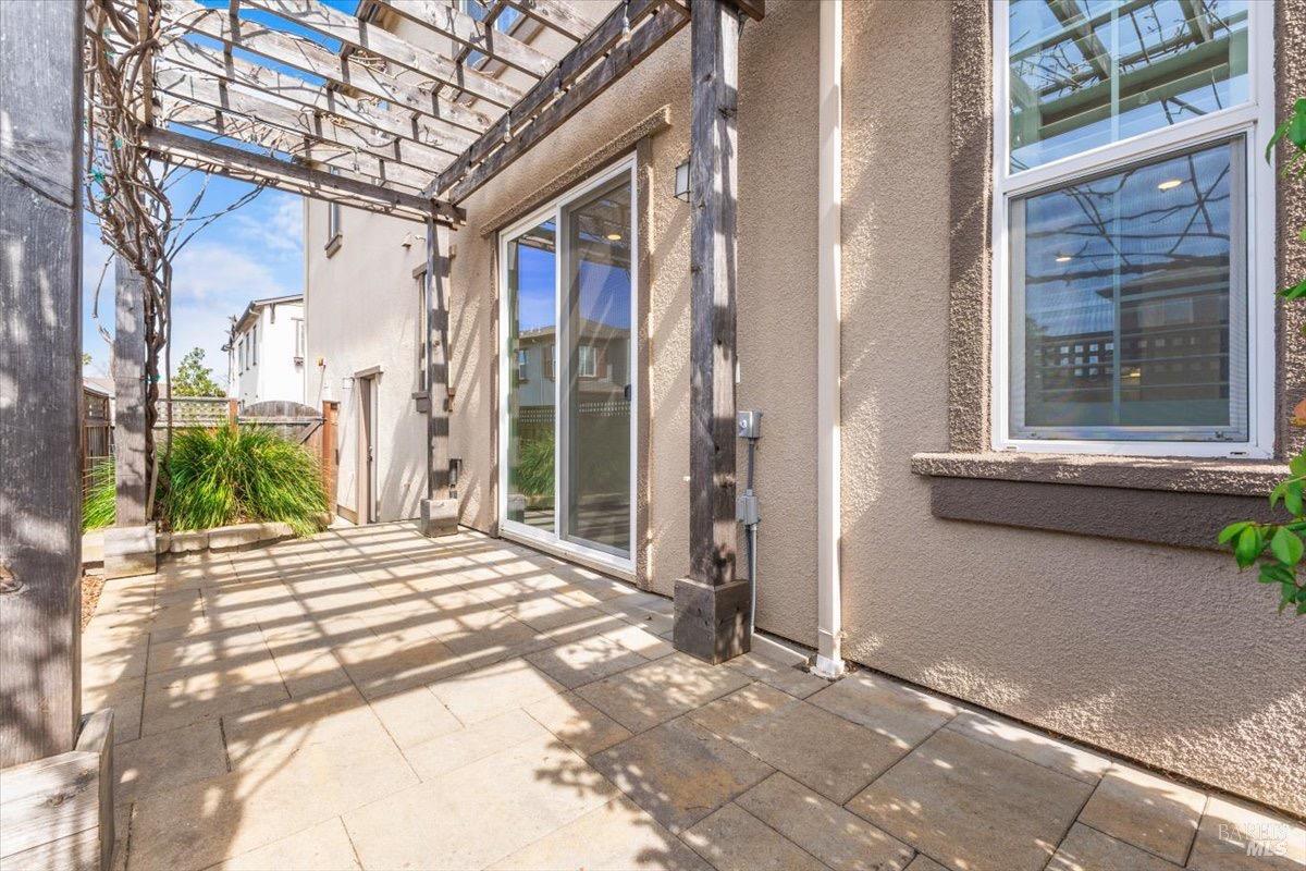 Detail Gallery Image 43 of 49 For 115 Lavender Cir, Healdsburg,  CA 95448 - 3 Beds | 2/1 Baths