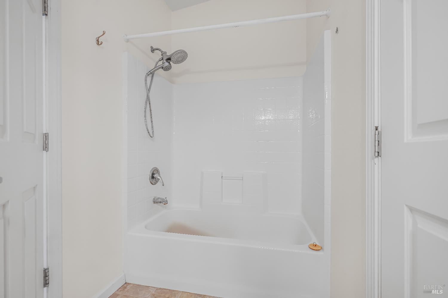 Detail Gallery Image 25 of 49 For 1680 Milton Rd, Napa,  CA 94559 - 2 Beds | 2 Baths