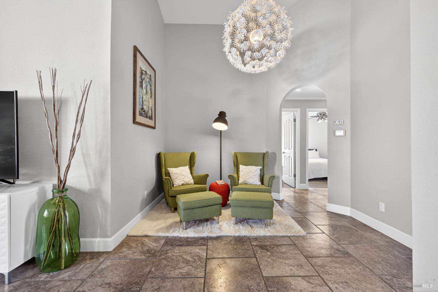 Detail Gallery Image 8 of 47 For 1301 Megan Pl, Rohnert Park,  CA 94928 - 3 Beds | 2 Baths