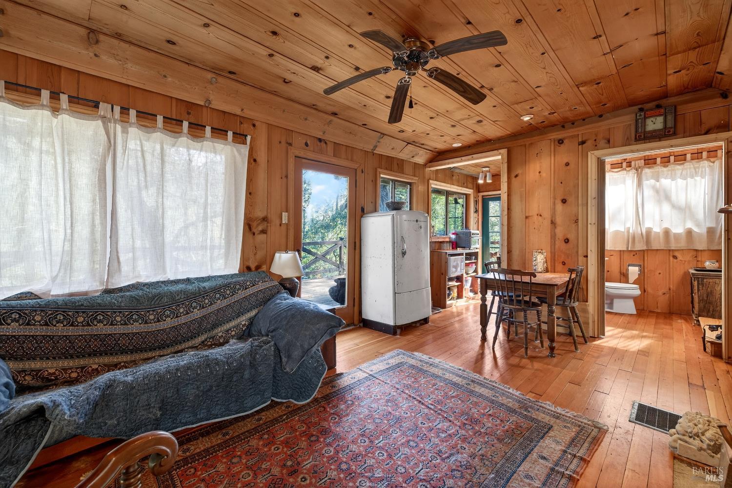 Detail Gallery Image 6 of 21 For 5925 Austin Creek Rd, Cazadero,  CA 95421 - 1 Beds | 1 Baths