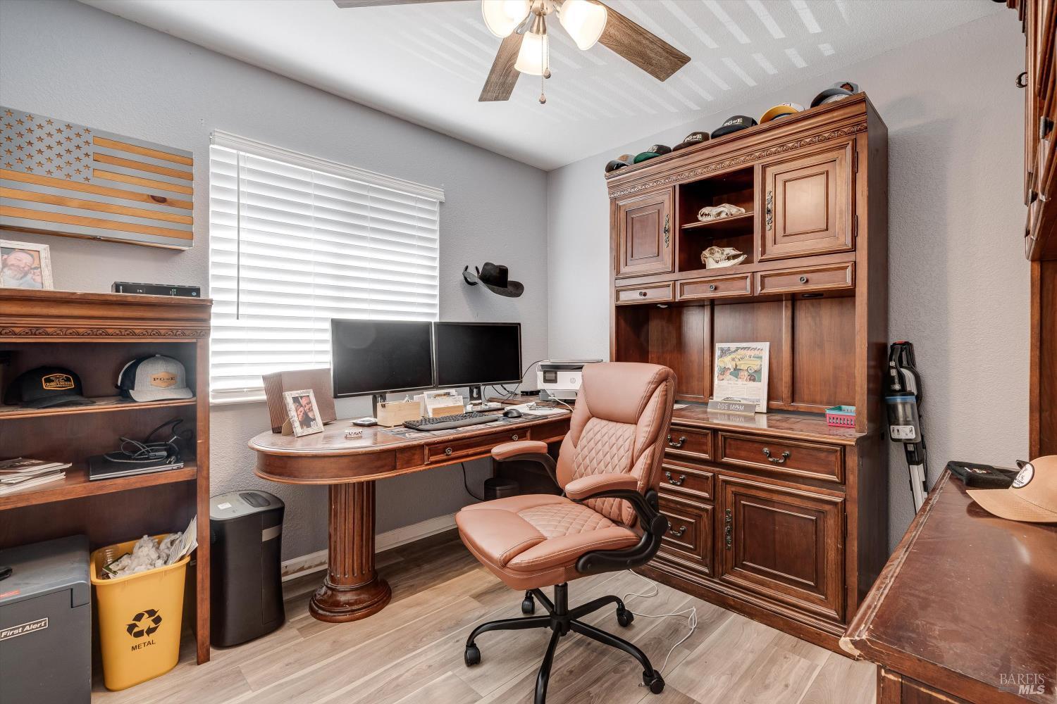 Detail Gallery Image 48 of 65 For 532 Walten Way, Windsor,  CA 95492 - 4 Beds | 2/1 Baths