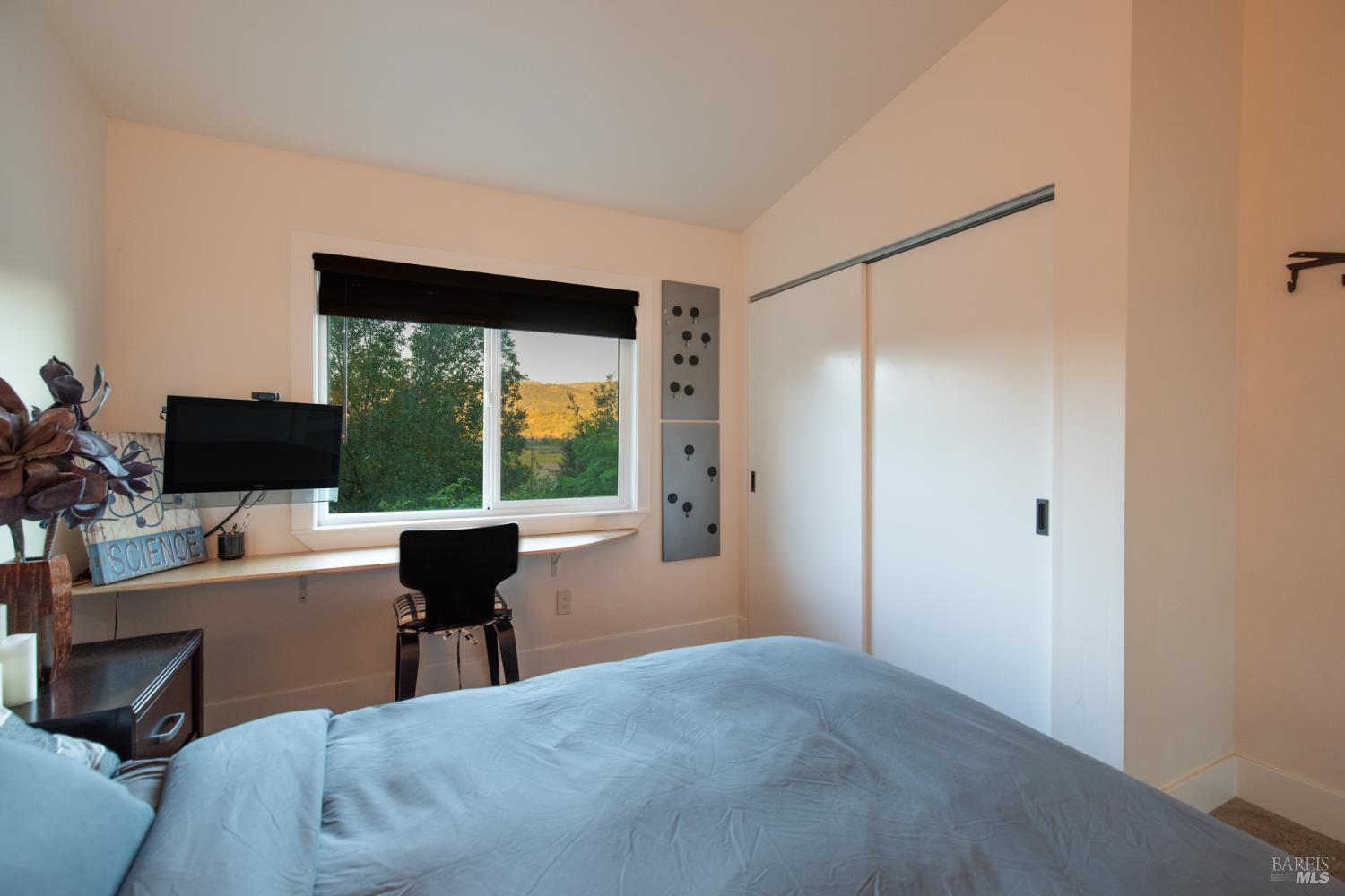 Detail Gallery Image 15 of 76 For 22855 Chianti Rd, Geyserville,  CA 95441 - 5 Beds | 3/1 Baths