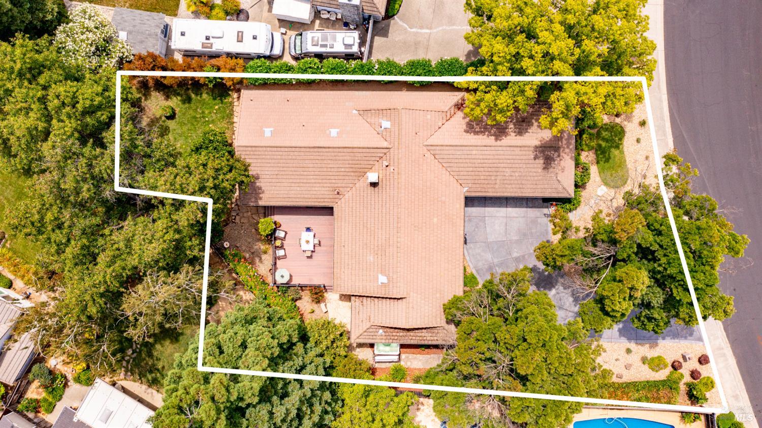 Detail Gallery Image 44 of 49 For 173 San Jose Ct, Vacaville,  CA 95688 - 4 Beds | 2 Baths