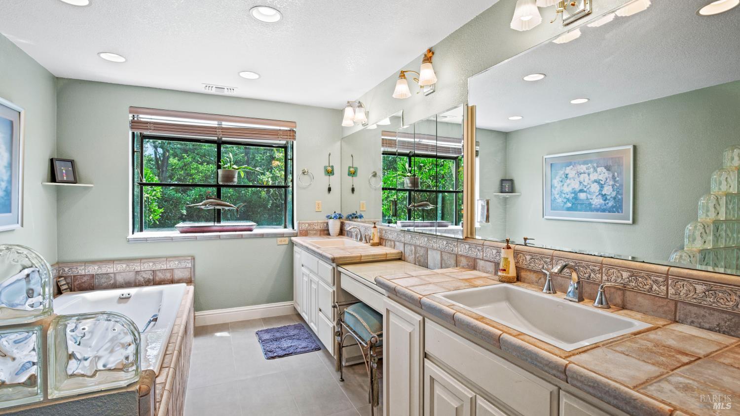 Detail Gallery Image 30 of 49 For 173 San Jose Ct, Vacaville,  CA 95688 - 4 Beds | 2 Baths