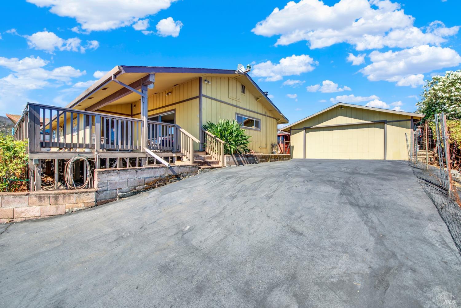 Detail Gallery Image 15 of 68 For 1090 Blueridge Dr, Napa,  CA 94558 - 2 Beds | 2 Baths