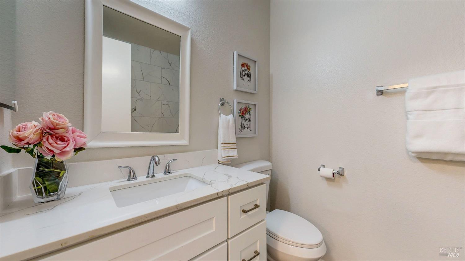 Detail Gallery Image 34 of 63 For 1253 Royal Oak Ter #C,  Novato,  CA 94947 - 3 Beds | 2/1 Baths