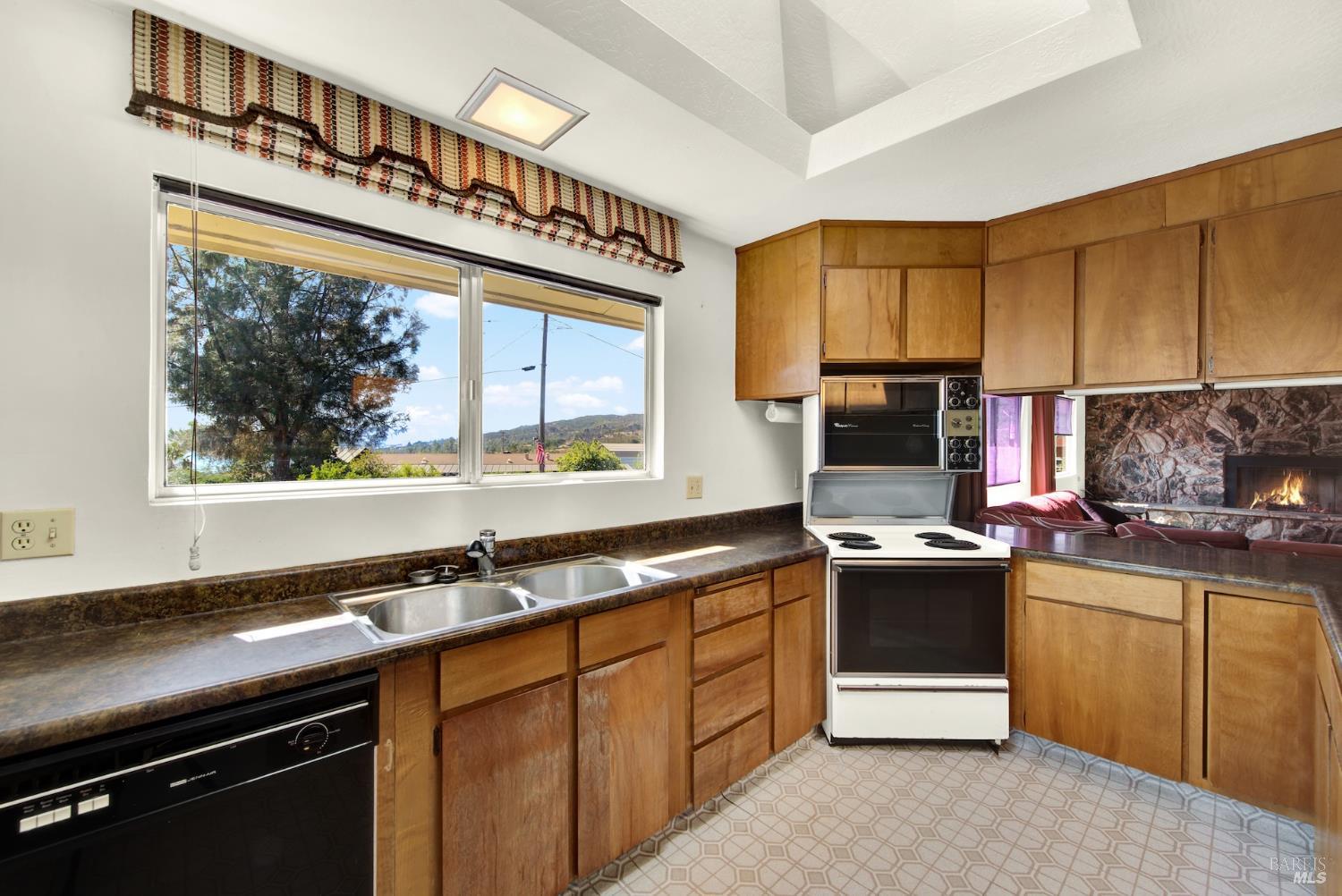 Detail Gallery Image 23 of 68 For 1090 Blueridge Dr, Napa,  CA 94558 - 2 Beds | 2 Baths