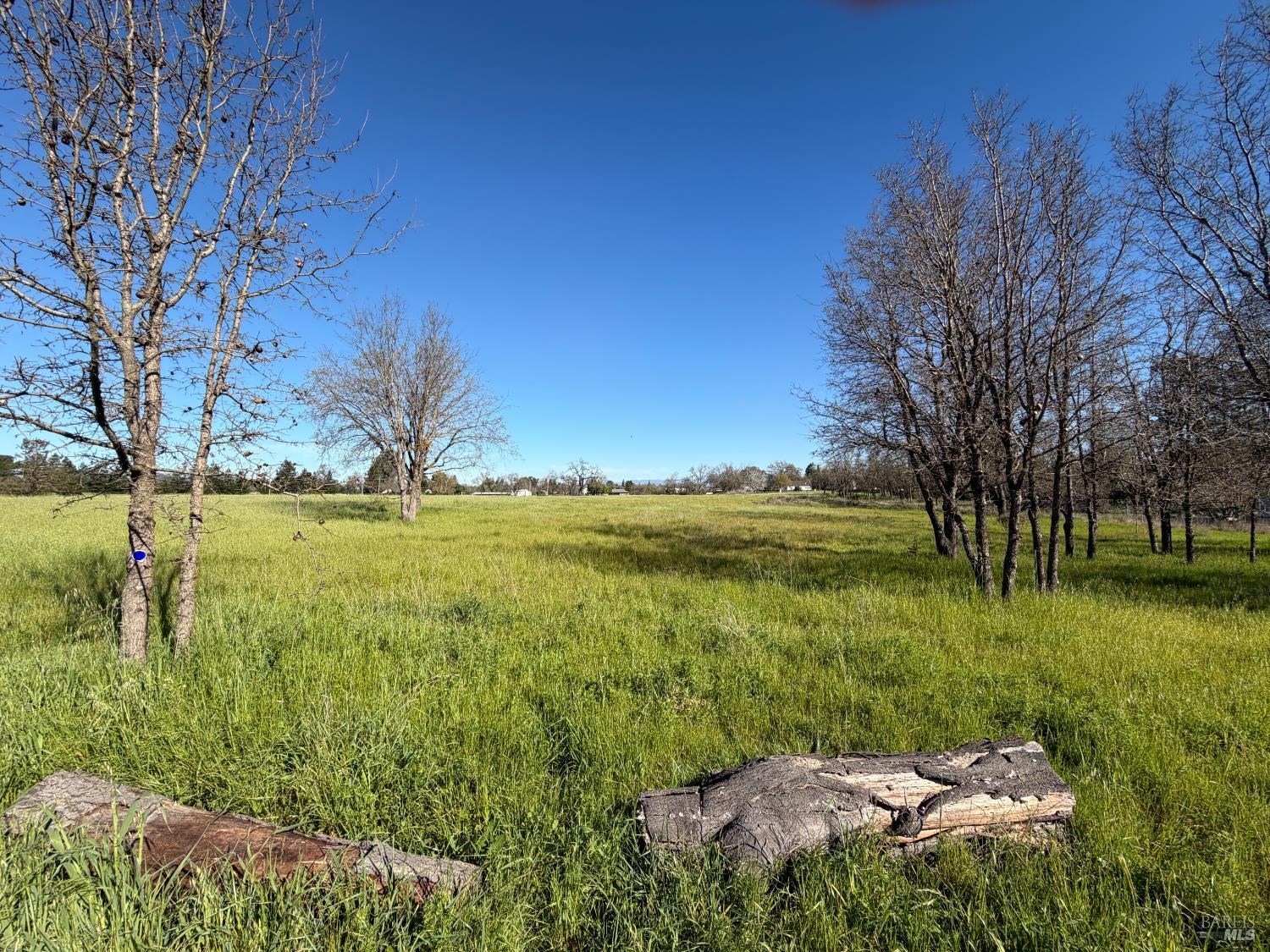 Detail Gallery Image 7 of 9 For 5350 Oak Meadow Dr, Santa Rosa,  CA 95401 - – Beds | – Baths