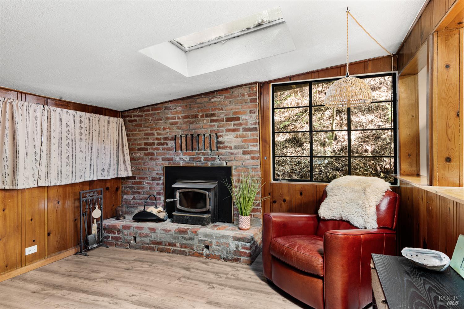 Detail Gallery Image 5 of 31 For 15256 Canyon 3 Rd, Guerneville,  CA 95446 - 1 Beds | 1 Baths