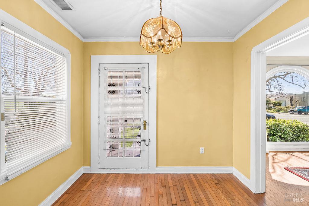 Detail Gallery Image 8 of 32 For 1434 Beach St, Vallejo,  CA 94590 - 2 Beds | 1 Baths