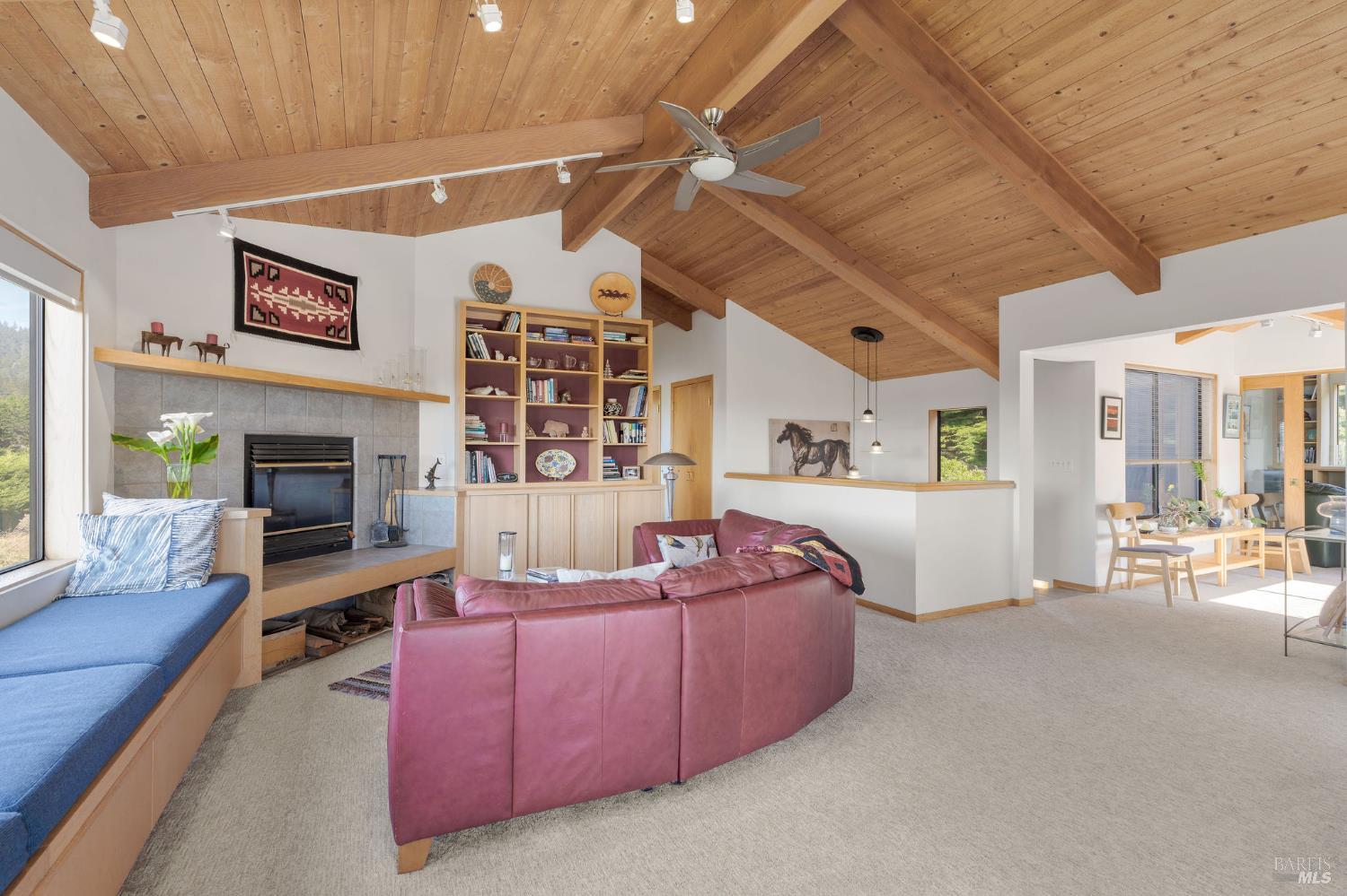 Detail Gallery Image 14 of 70 For 39574 Leeward Rd, The Sea Ranch,  CA 95497 - 2 Beds | 3 Baths