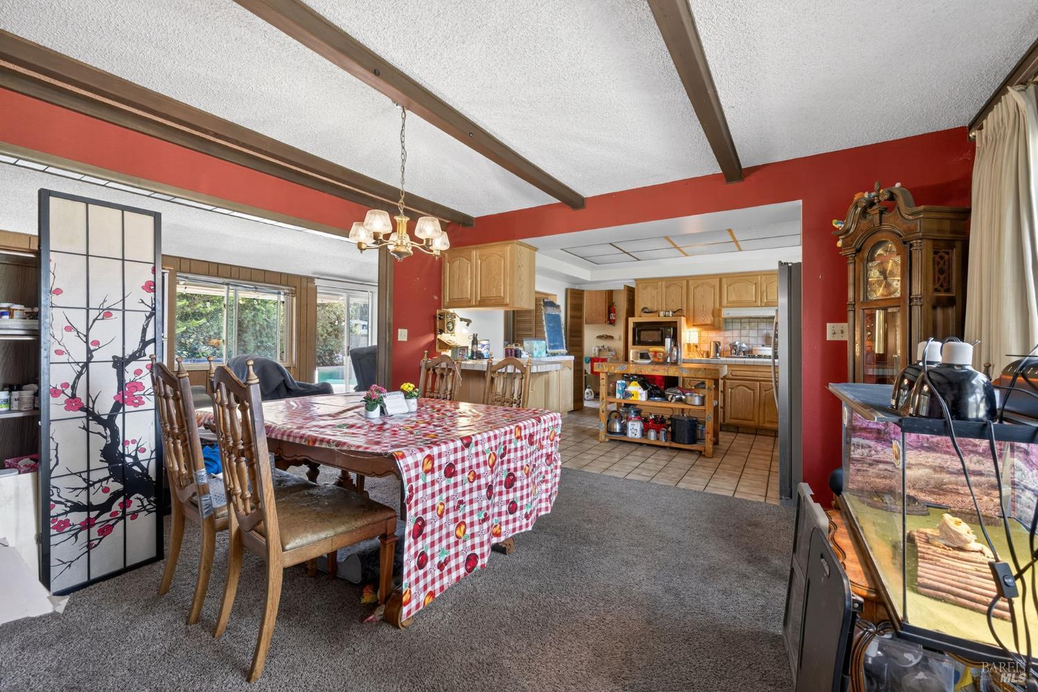 Detail Gallery Image 9 of 21 For 410 E Railroad Ave, Cotati,  CA 94931 - 3 Beds | 3 Baths