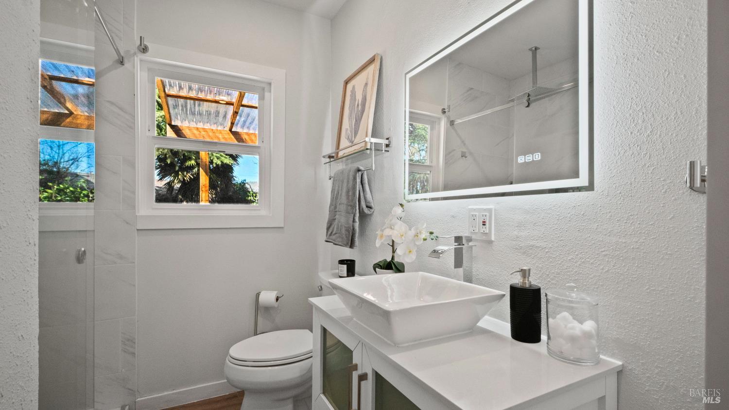 Detail Gallery Image 33 of 70 For 1174 Victory Ln, Concord,  CA 94520 - 2 Beds | 1/1 Baths