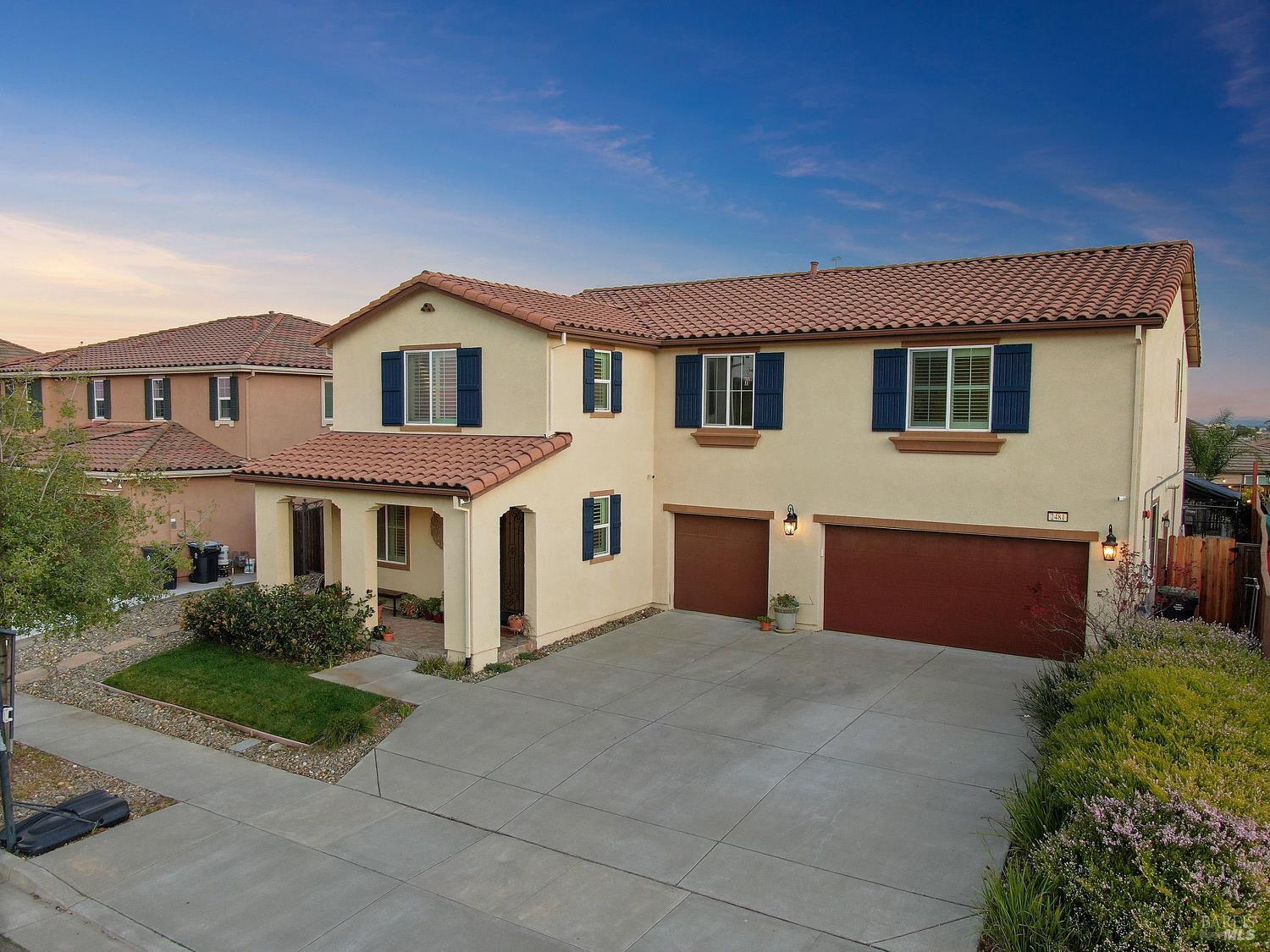 Detail Gallery Image 3 of 63 For 2481 Hancock Dr, Fairfield,  CA 94533 - 5 Beds | 3/1 Baths