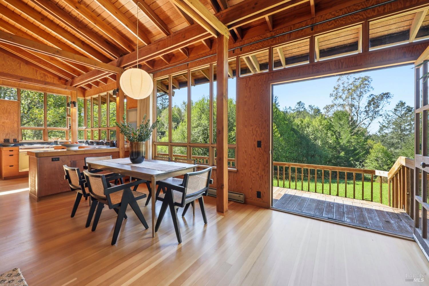 Detail Gallery Image 15 of 63 For 4142 Burnside Rd, Sebastopol,  CA 95472 - 3 Beds | 3 Baths