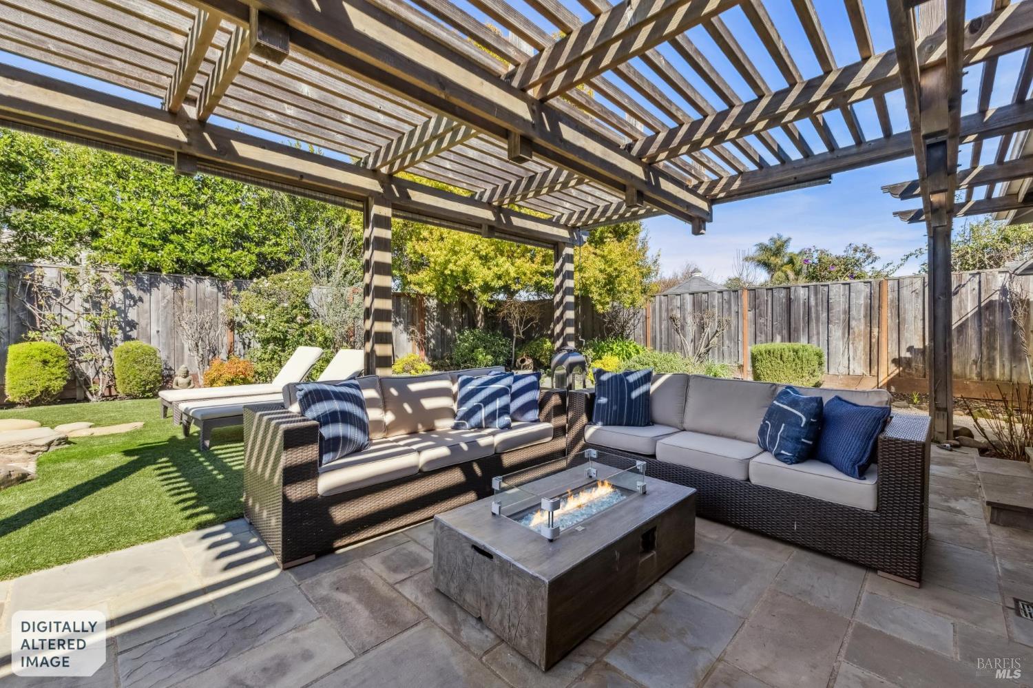 Detail Gallery Image 12 of 64 For 38 Cornell Ave, Larkspur,  CA 94939 - 5 Beds | 3 Baths