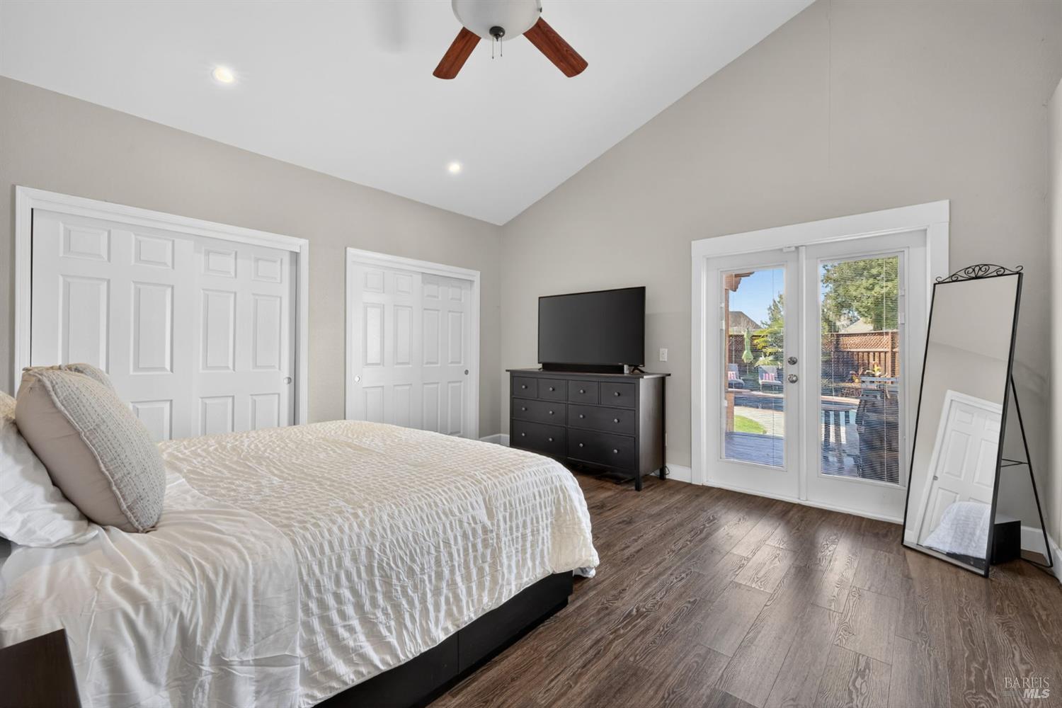 Detail Gallery Image 25 of 47 For 1301 Megan Pl, Rohnert Park,  CA 94928 - 3 Beds | 2 Baths
