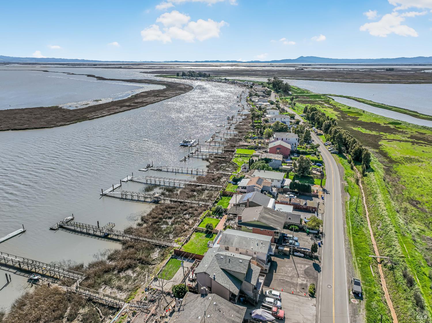 Detail Gallery Image 3 of 49 For 1680 Milton Rd, Napa,  CA 94559 - 2 Beds | 2 Baths