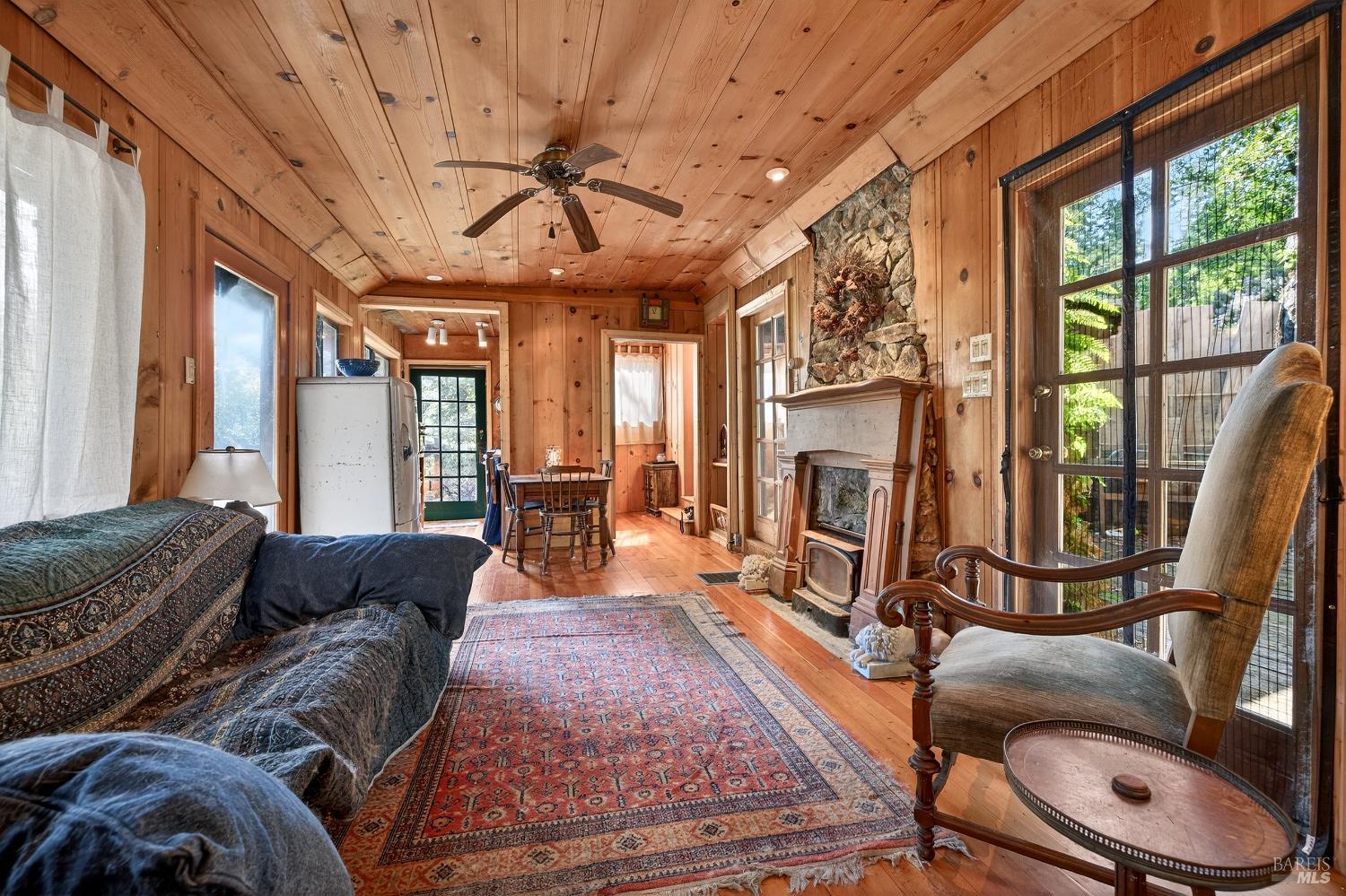 Detail Gallery Image 8 of 21 For 5925 Austin Creek Rd, Cazadero,  CA 95421 - 1 Beds | 1 Baths