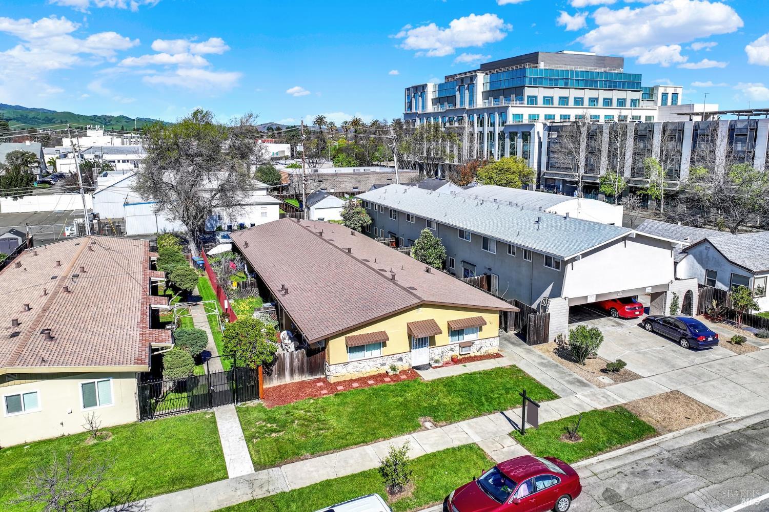 Front Image Thumbnail for BA326018722