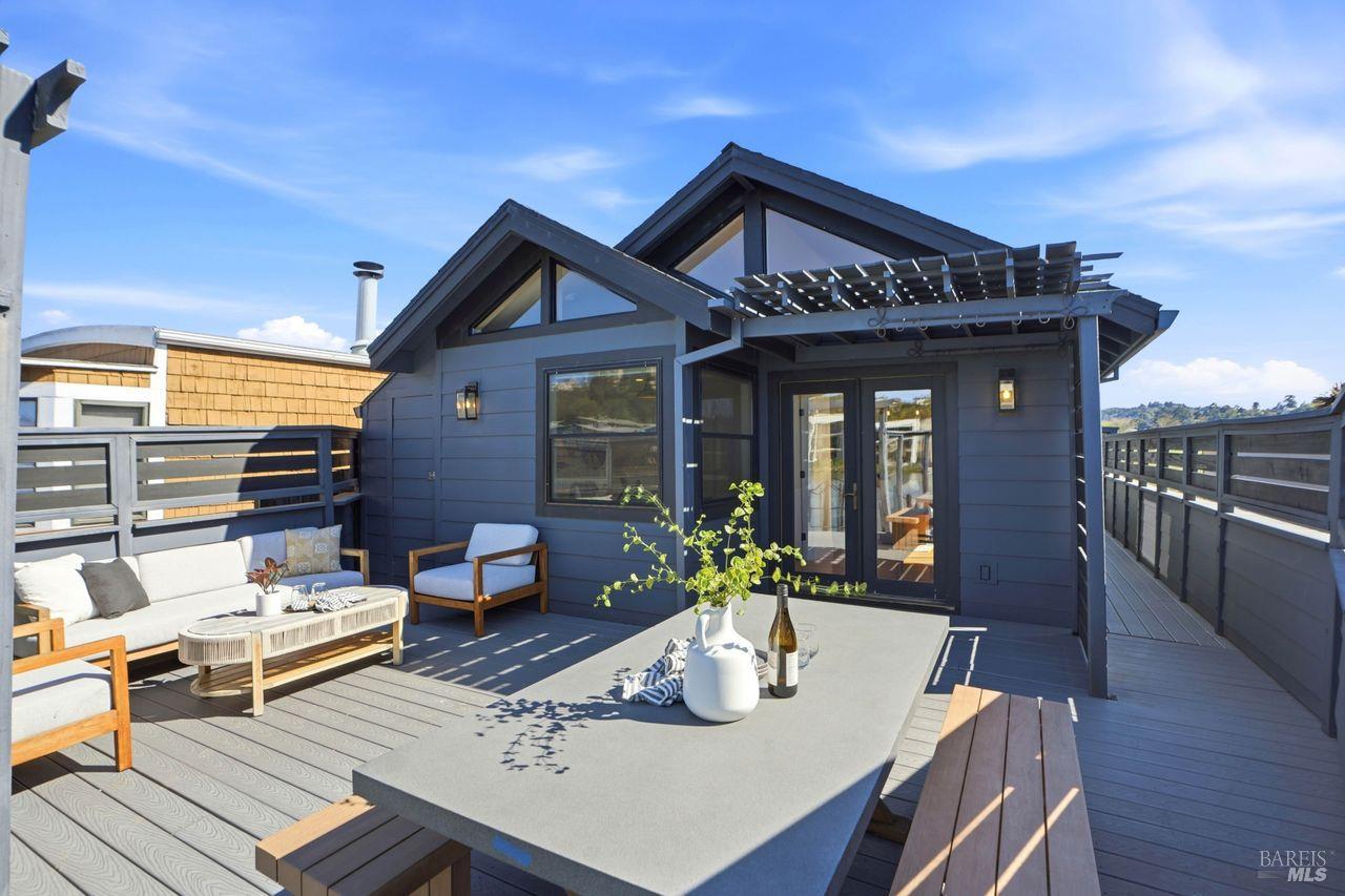 Detail Gallery Image 28 of 37 For 21 Boardwalk One Unkn, Larkspur,  CA 94939 - 3 Beds | 2 Baths