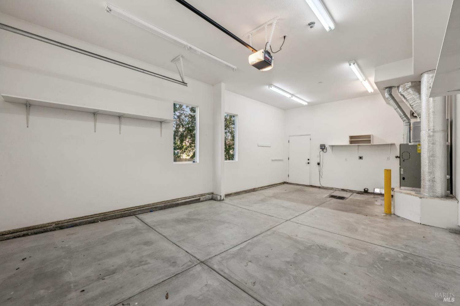 Detail Gallery Image 45 of 58 For 3 Hill Dr, Petaluma,  CA 94952 - 3 Beds | 2/1 Baths