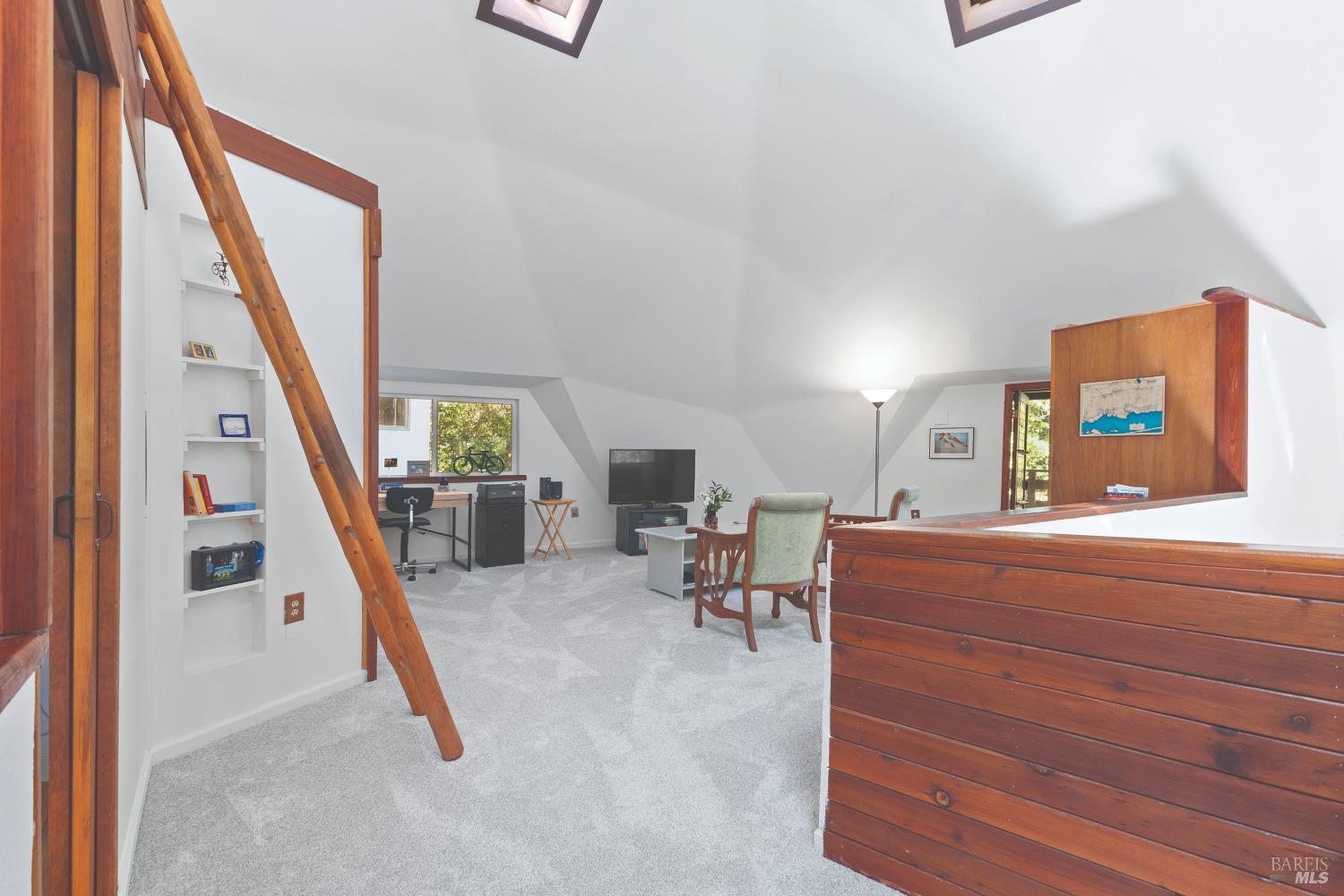 Detail Gallery Image 39 of 77 For 9085 Middle Ter, Monte Rio,  CA 95462 - 1 Beds | 1/1 Baths